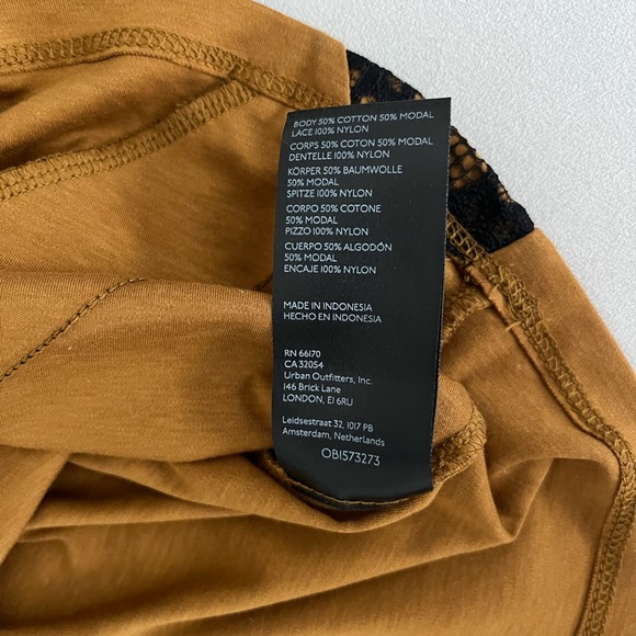 By Anthropologie lace-trimmed tee - Picture 7 of 11